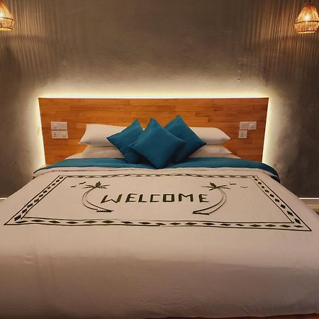 Dhigurah Beach Inn Exteriér fotografie