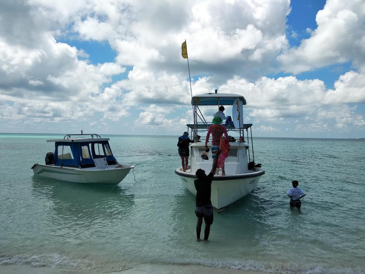 Dhigurah Beach Inn Exteriér fotografie